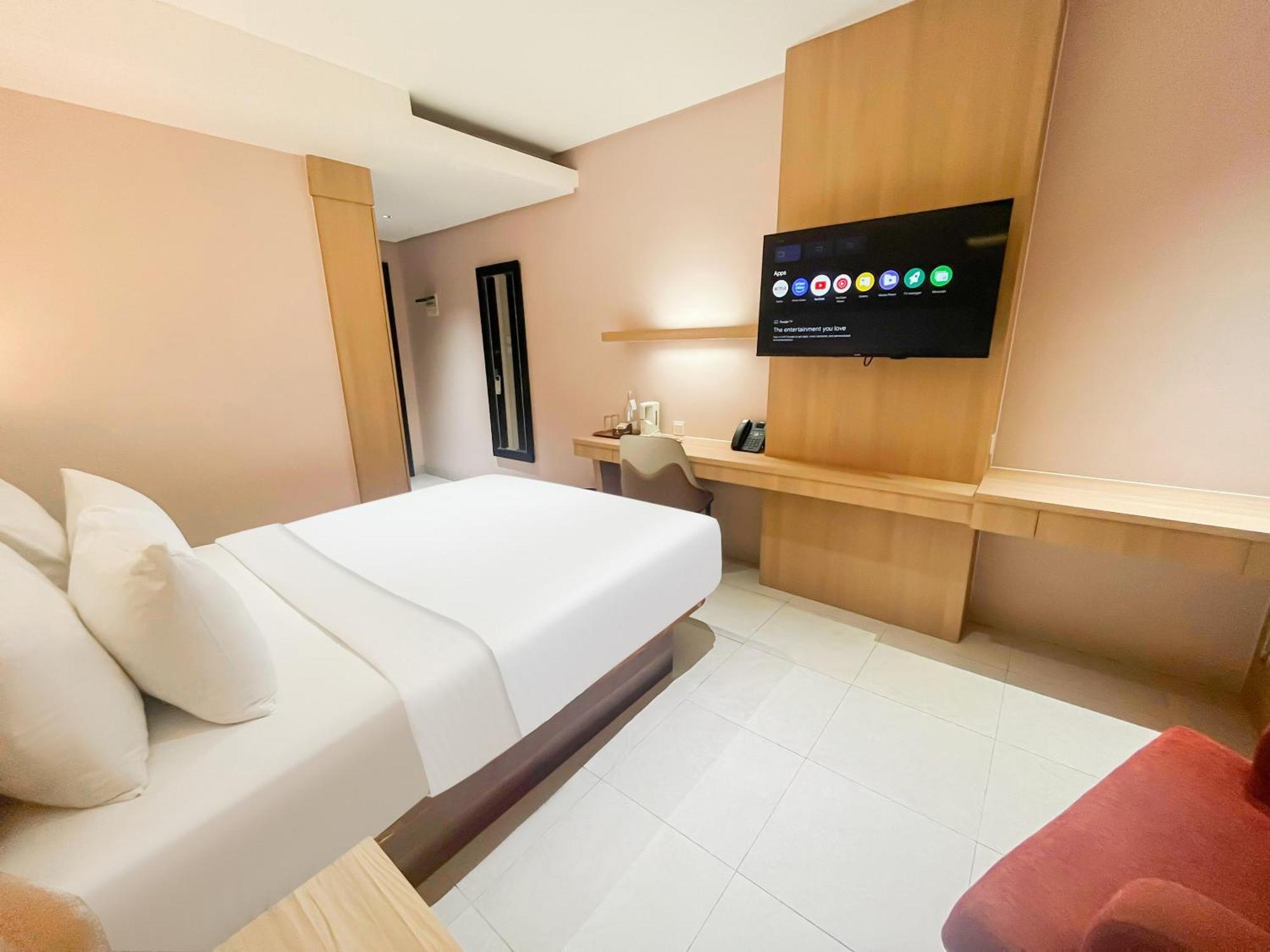 Smart Deluxe Room